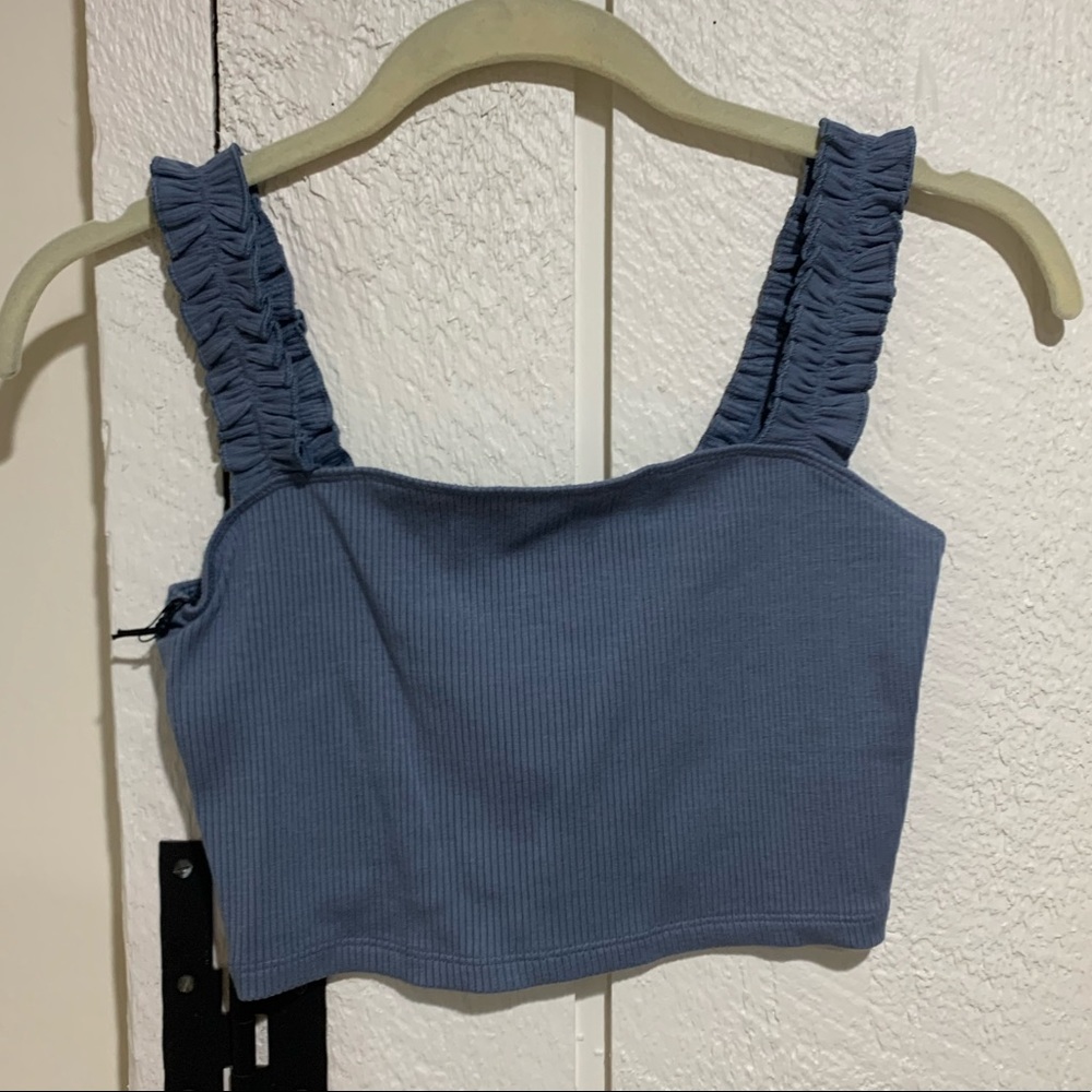NWT. NBW. Sunday Best Crop Tank - Size S